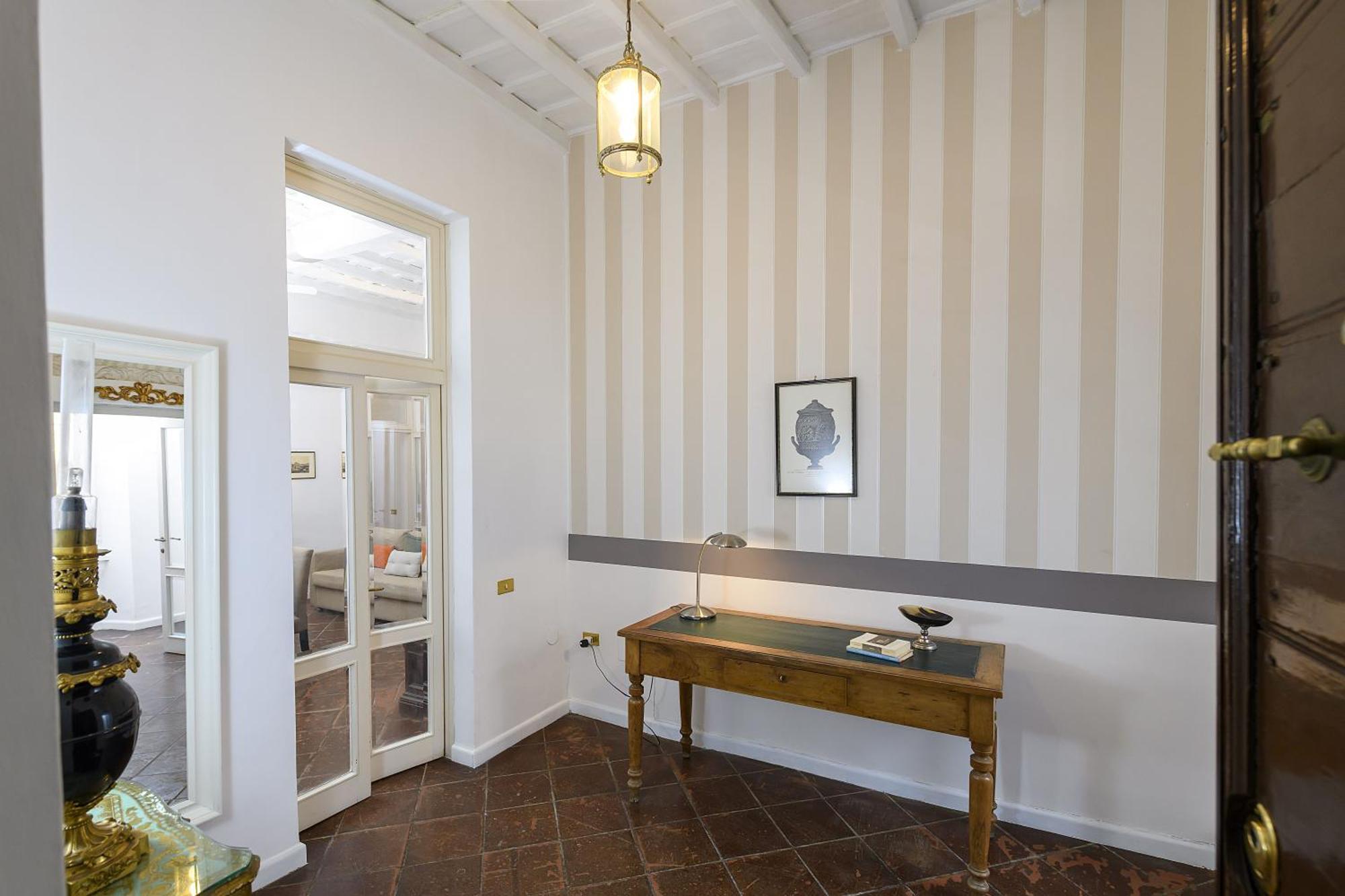 Апартаменты Bernini Al Borgo Рим Экстерьер фото
